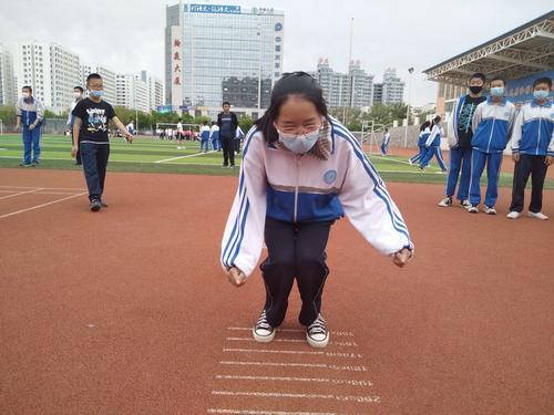 在遠古跳遠是為了