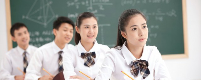 形容高樓大廈很多的成語是什么
