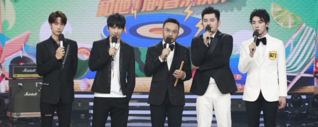大張偉什么時候加入天天向上