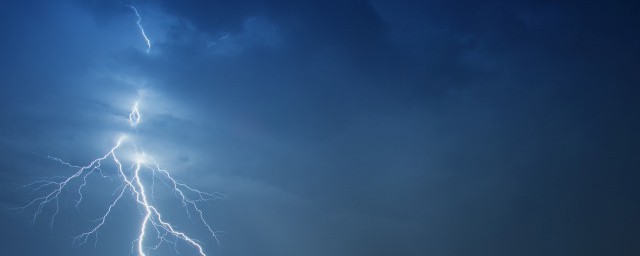 打雷應(yīng)該注意什么