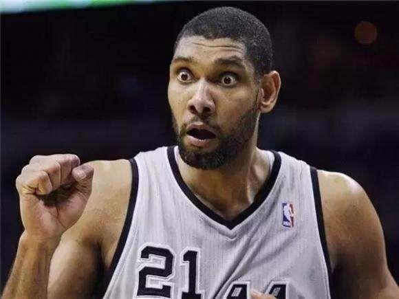 nba籃球搞笑視頻集錦高清（圖看NBA五大爆笑瞬間：鄧肯大風車“暴扣”，阿泰防守扒對手球褲）