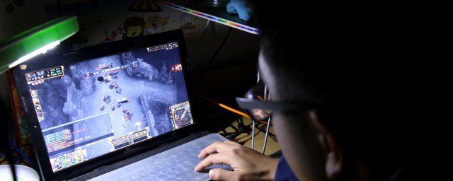 戀與制作人手游福利