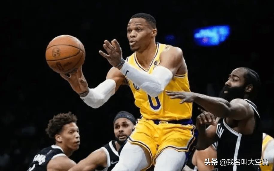 nba比分為什么那么大（NBA常規賽：湖人10分戰勝籃網的背后，藏有多少鮮為人知的秘密）