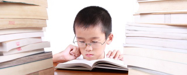 意欲捕鳴蟬的下一句是什么