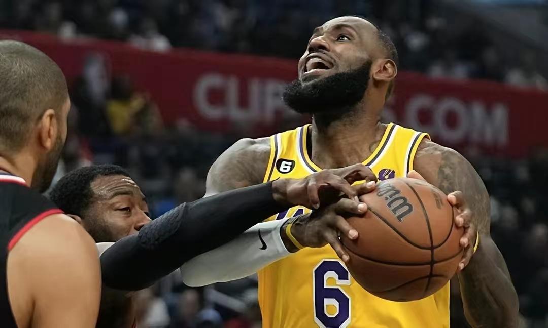NBA小前鋒（現役10大小前鋒排名：詹姆斯跌出前五，維金斯第九，塔圖姆第二）