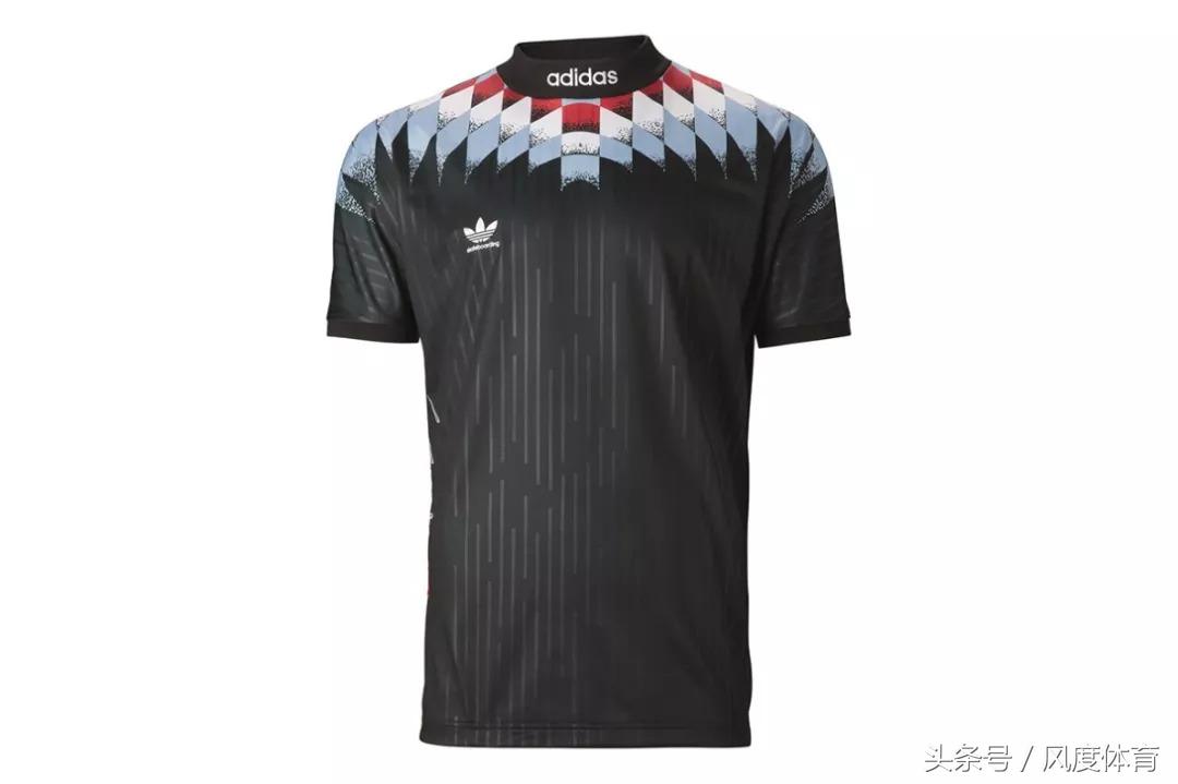 足球服怎么穿視頻（怎么穿球衣？對不起，我只把它當件普通的短袖！）