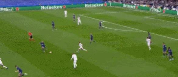 巴黎圣日耳曼vs皇馬（3-1！極限逆襲！巴黎歐冠轟然出局，梅西啞火，本澤馬一戰封神）