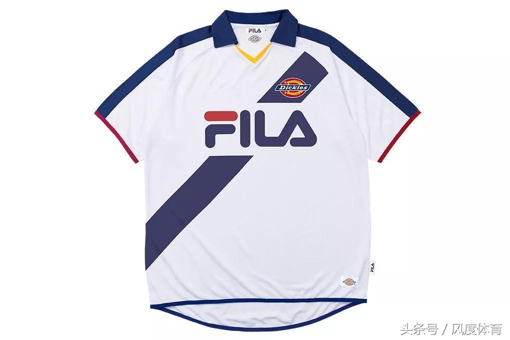 足球服怎么穿視頻（怎么穿球衣？對不起，我只把它當件普通的短袖！）