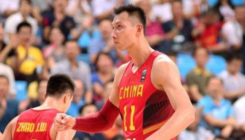 2008年籃球美國vs中國比分（中國隊08年奧運會對陣美國隊，姚明拿下13分，科比和老詹是這數據）