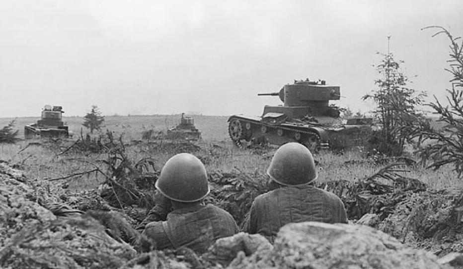 陸軍缺兵少將（羅科索夫榮升16集團軍司令，卻發現缺兵少將，到處撿人抵抗德軍）