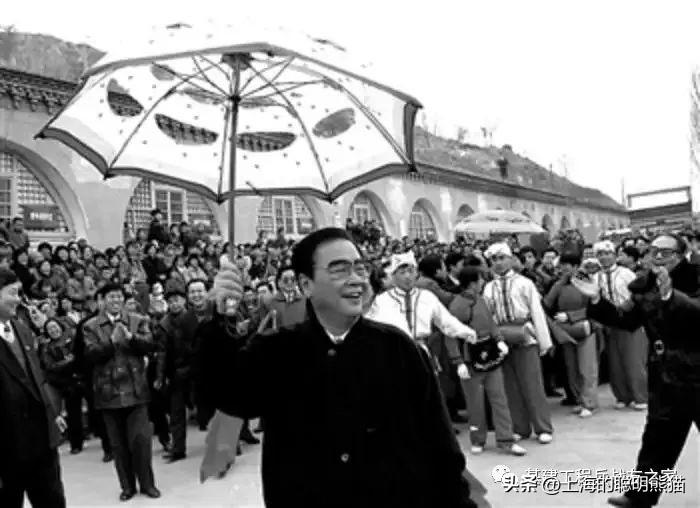 1月25日下午（揭秘李鵬同志爭取保留水電部隊始末）