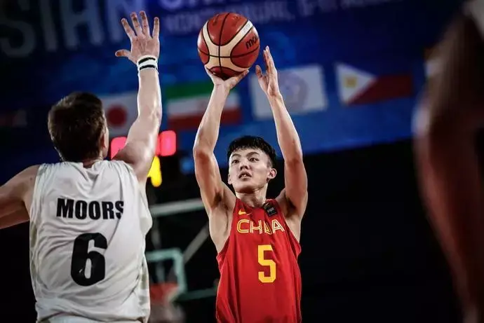 cba100籃球命中率（3秒壓哨絕殺！CBA總決賽100%命中率，這個廣東小伙贊）