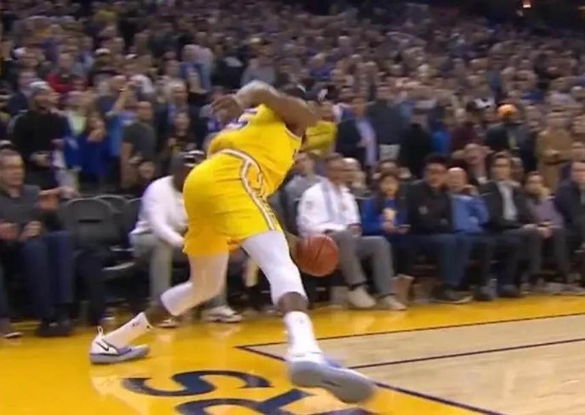 nba裁判不公平（改變冠軍歸屬！盤點NBA最有爭議的十大判罰：裁判決定比賽結果）