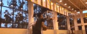 cba100籃球命中率（3秒壓哨絕殺！CBA總決賽100%命中率，這個廣東小伙贊）