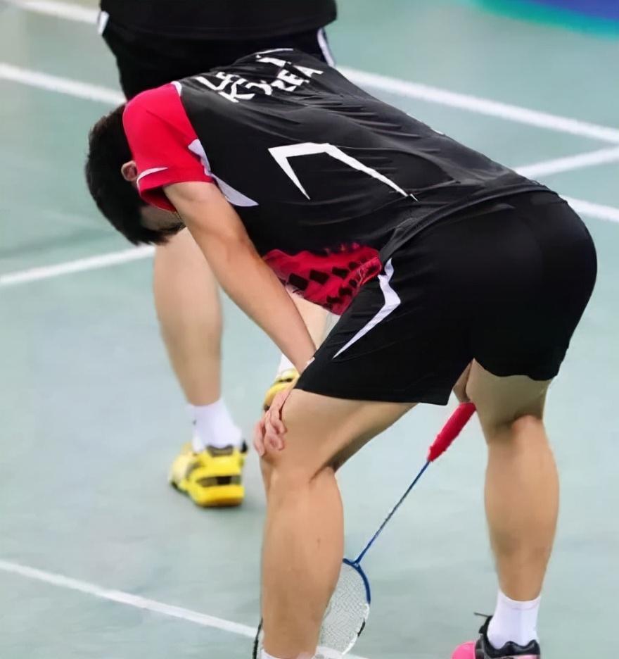羽毛球拍掉磅是什么意思（羽球拍掉磅，是每個愛好者都會面臨的問題，客觀與主觀分析來解決）
