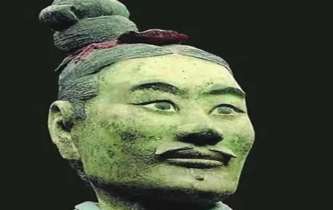 秦始皇兵馬俑（秦始皇陵里有一神秘兵馬俑，至今無法解釋，僅向世人展示過四次）