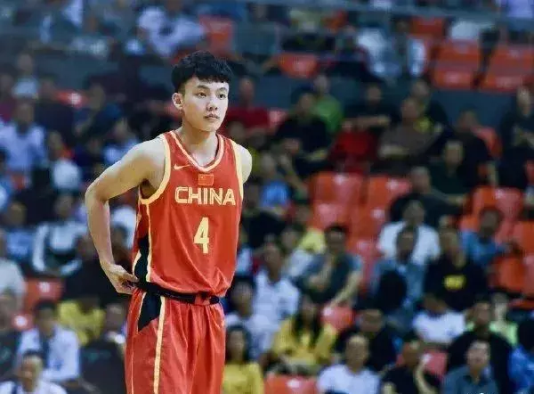 cba100籃球命中率（3秒壓哨絕殺！CBA總決賽100%命中率，這個廣東小伙贊）