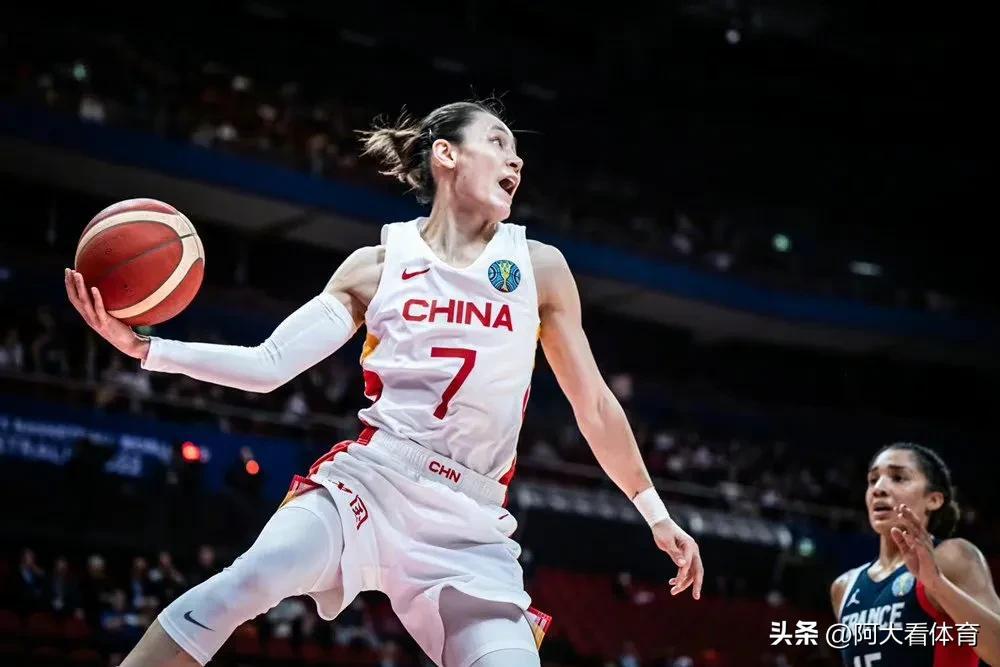 女子世界杯歷屆排名（時隔28年后，中國女籃再次躋身世界杯4強，刷新歷史新紀錄）
