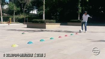 足球繞樁有什么技巧（足球訓練：周清彬繞轉盤帶訓練合集（從入門到進階））