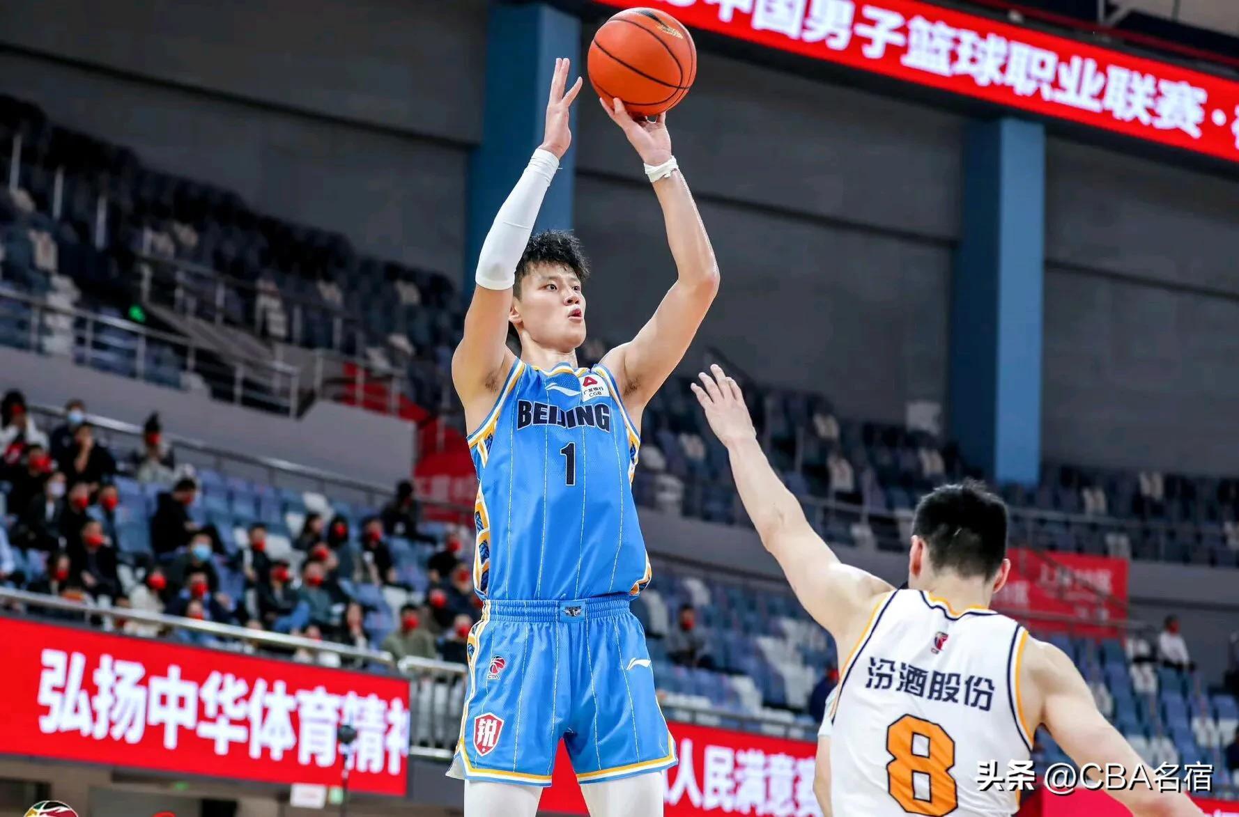cba北京男籃最新消息（CBA資訊！北京首鋼拒絕申訴，解立彬隱忍不發(fā)，球迷錯(cuò)怪曾凡博了）