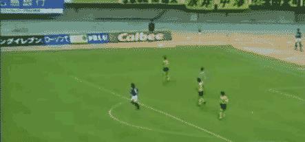 瘋狂的足球101 1000等于幾（GIF！最奇葩烏龍！提前預定2017《瘋狂的足球》最爆笑鏡頭）
