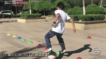 足球繞樁有什么技巧（足球訓練：周清彬繞轉盤帶訓練合集（從入門到進階））