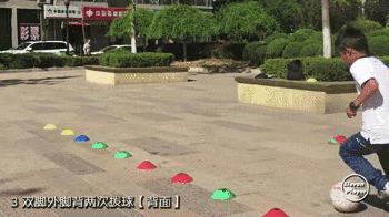 足球繞樁有什么技巧（足球訓練：周清彬繞轉盤帶訓練合集（從入門到進階））