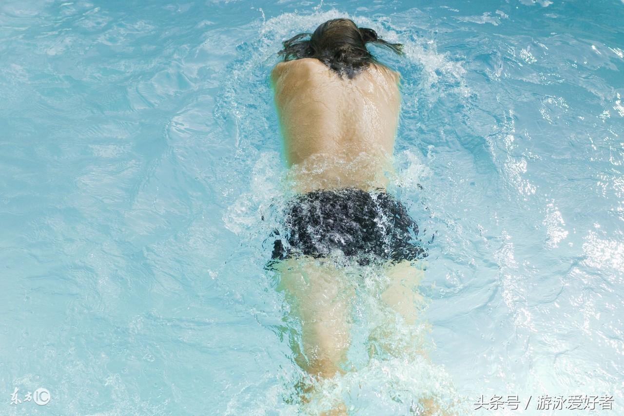 游泳是最好的運動嗎（告訴你，游泳是一項極佳的有氧運動）