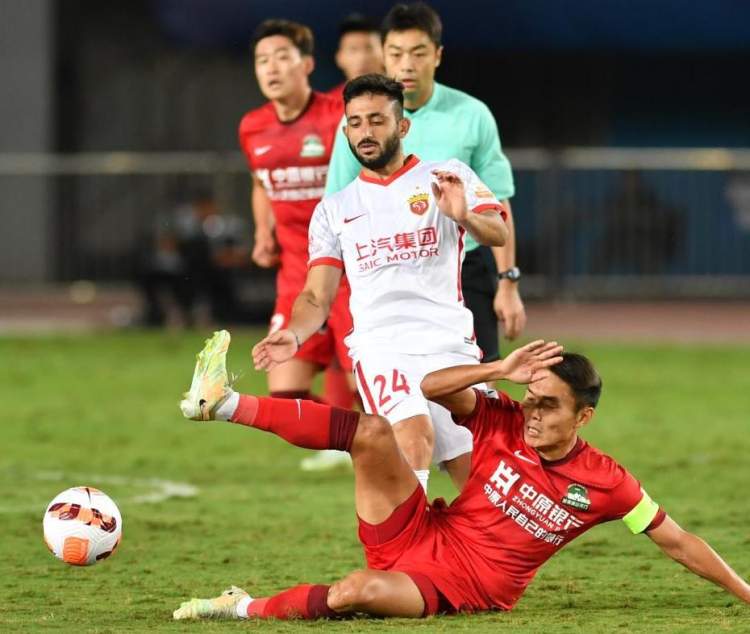中超u23調(diào)整什么看漫（海港再遇難題！國(guó)青小將歸隊(duì)，“U23政策”重啟后如何調(diào)整陣容）