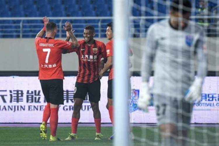 中超u23調(diào)整什么看漫（海港再遇難題！國(guó)青小將歸隊(duì)，“U23政策”重啟后如何調(diào)整陣容）