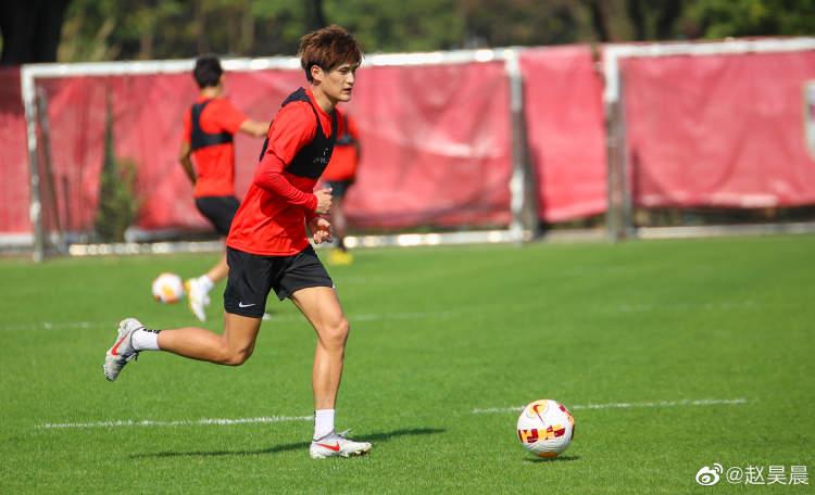 中超u23調(diào)整什么看漫（海港再遇難題！國(guó)青小將歸隊(duì)，“U23政策”重啟后如何調(diào)整陣容）
