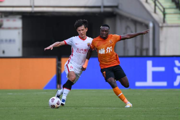 中超u23調(diào)整什么看漫（海港再遇難題！國(guó)青小將歸隊(duì)，“U23政策”重啟后如何調(diào)整陣容）