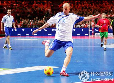 足球休閑鞋能踢球么（室內運動季淘鞋偶遇：Kelme Michelin Star360足球鞋充當室內訓練鞋）