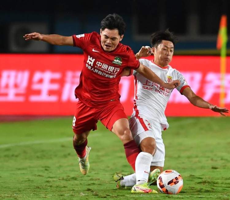 中超u23調(diào)整什么看漫（海港再遇難題！國(guó)青小將歸隊(duì)，“U23政策”重啟后如何調(diào)整陣容）