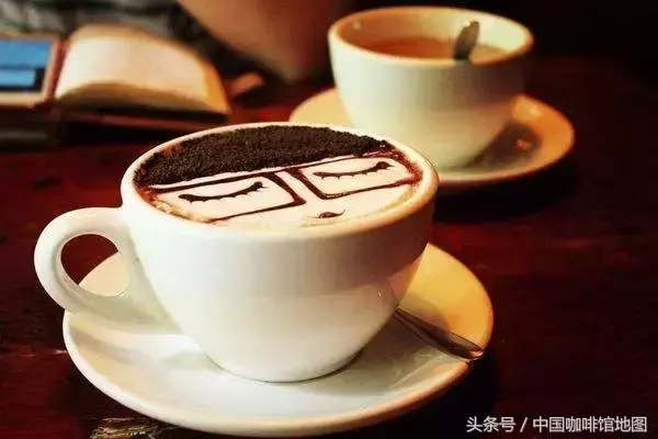 世界杯咖啡館宣傳語（世界同一“杯”｜啤酒大腦or咖啡大腦，誰來cheer up你的世界杯）