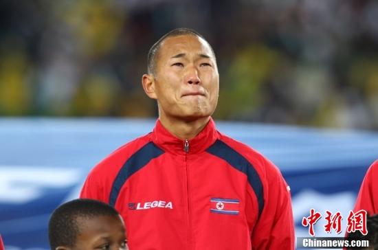 世界杯各國圖片（為什么人們熱愛世界杯？一組圖回顧世界杯的那些經典瞬間）