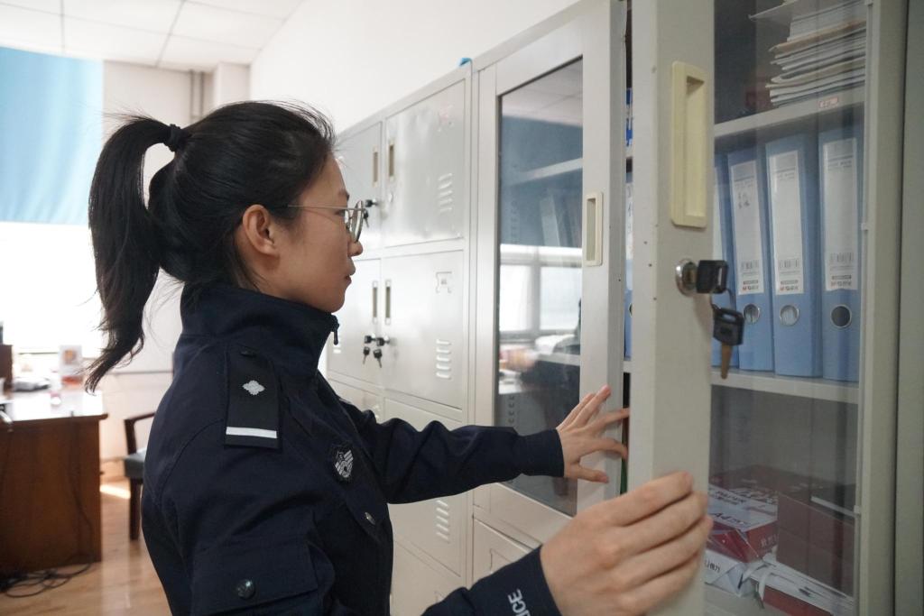 二手乒乓球臺多少錢（新聞周刊丨爸爸離開的日子：無數次夢到他，每天都想著他，永遠要學習他）