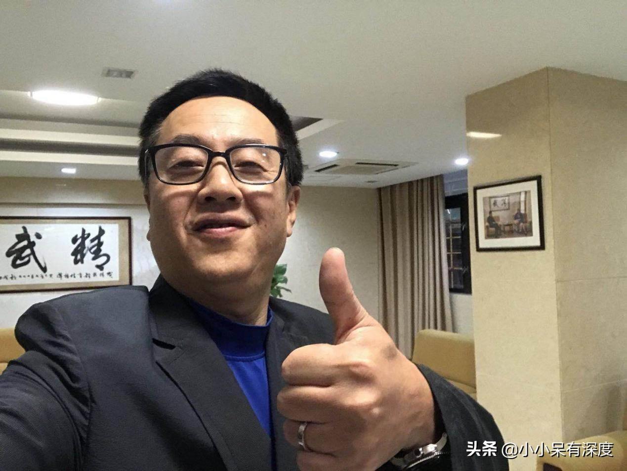 侯英超前女友李楠施之皓（63歲前國乒主教練施之皓近照，略顯蒼老，他執教時存在著許多爭議）