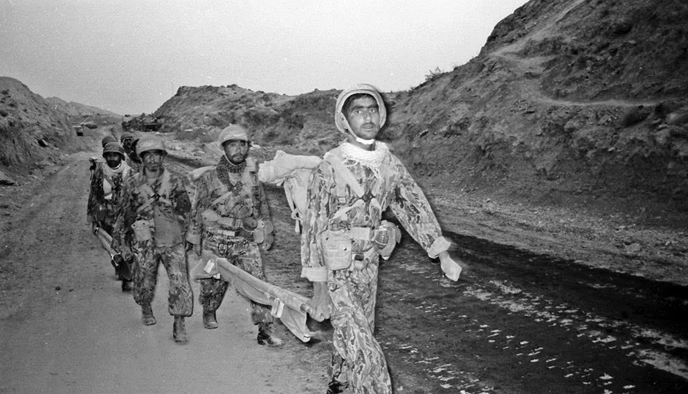 伊朗對戰(zhàn)伊拉克（8年死亡50萬人也沒有勝利者，伊朗與伊拉克展開激烈的對攻戰(zhàn)）