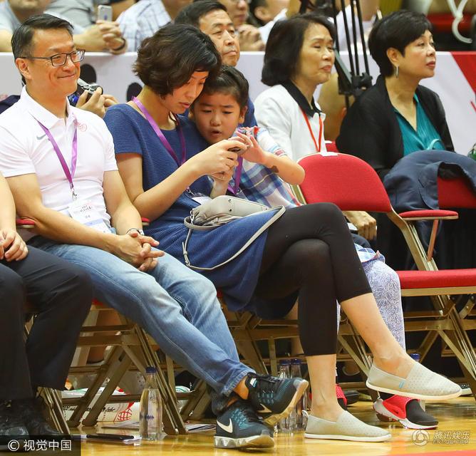 姚明的孩子多高（爸媽的基因很重要！姚明女兒才7歲，就逼近一米六了）