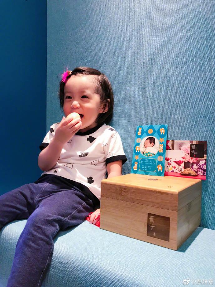 姚明的孩子多高（爸媽的基因很重要！姚明女兒才7歲，就逼近一米六了）