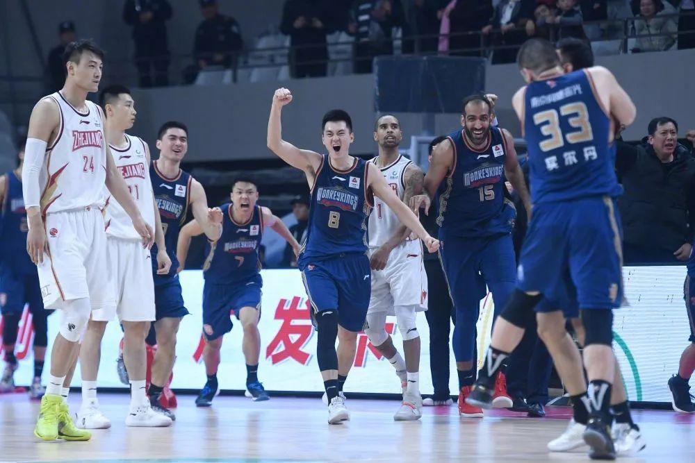 為什么cba不用隊名（CBA球隊不配擁有隊名？什么時候CBA才能撕下冠名商這塊狗皮膏藥）