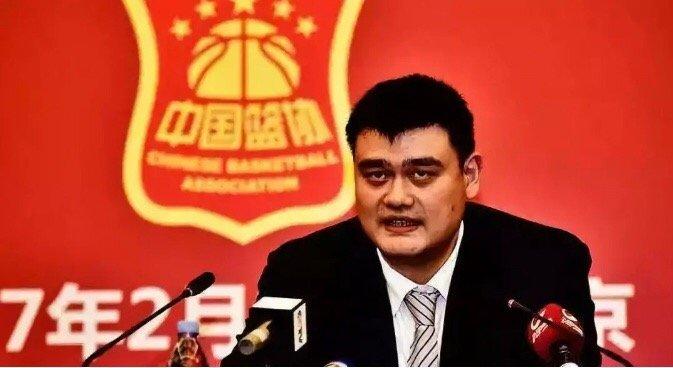 廣州亞運(yùn)會(huì)男籃（2018中國籃球大事件！亞運(yùn)奪冠、備戰(zhàn)2019世界杯，紅藍(lán)隊(duì)正式合并）