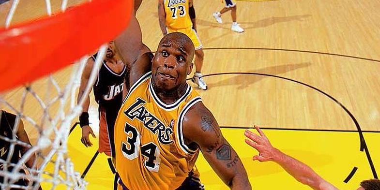 nba球員搞笑照片（NBA最搞笑的4位球員，第二把隊友逗樂了，第一讓詹皇哭笑不得！）
