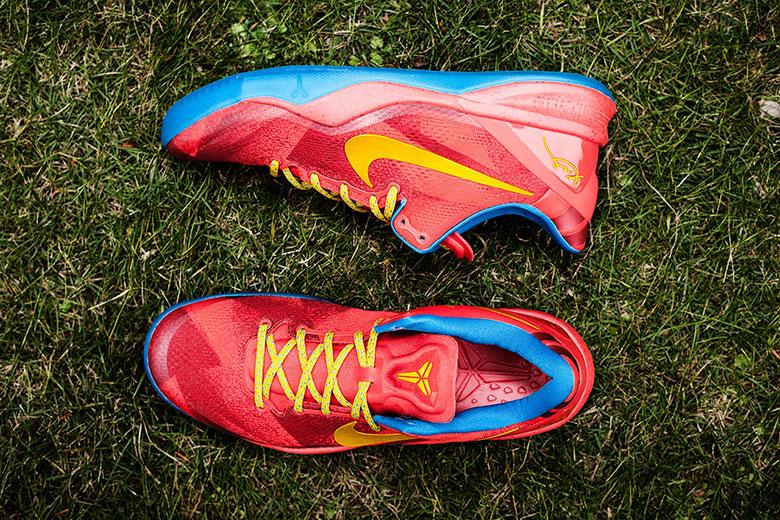 科比歷代戰靴（KOBE8代入坑籃球鞋經典配色回顧！Nike科比戰靴NBA上腳）
