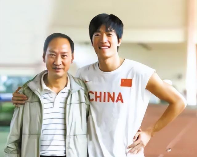 為什么中國再難出劉翔（劉翔的“消失”，是我們的悲哀與損失）