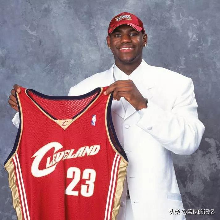 詹姆斯代號是什么（勒布朗？詹姆斯（LeBron James））