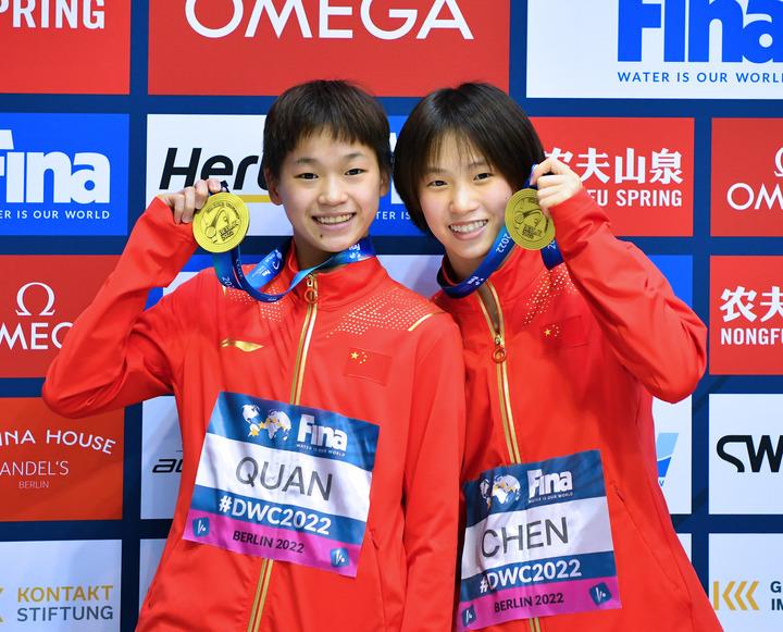 女子10米跳臺參賽選手（跳水世界杯女子10米臺，陳芋汐全紅嬋包攬金銀牌）