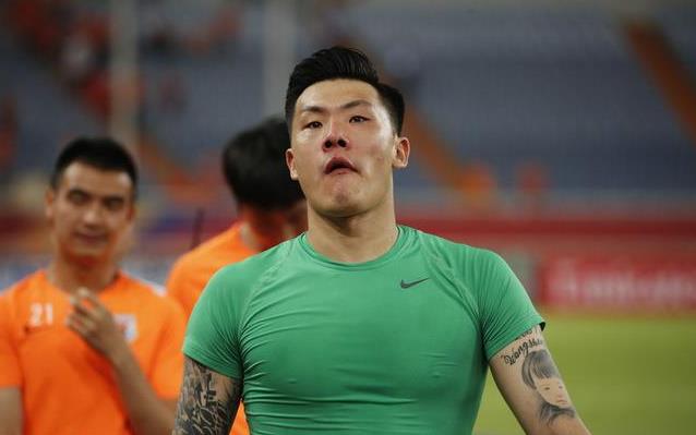 年少成名的足球運(yùn)動員（年少成名的十大國足球員代表）