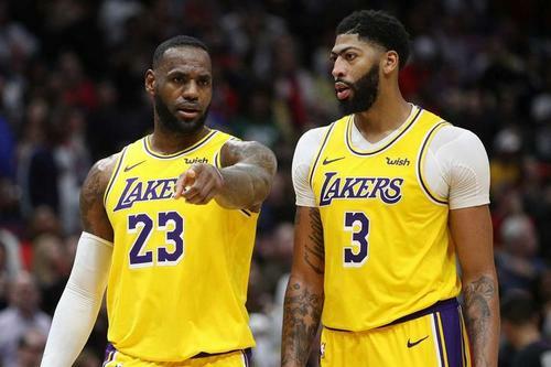 nba籃球一場有幾節(jié)（NBA比賽中的暫停是不是太多了？）